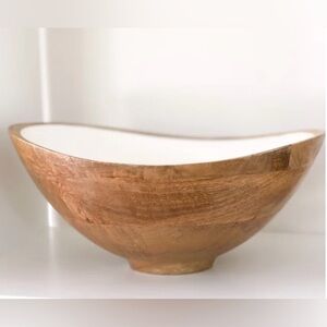 Pepper+ Vetiver wood serving bowl